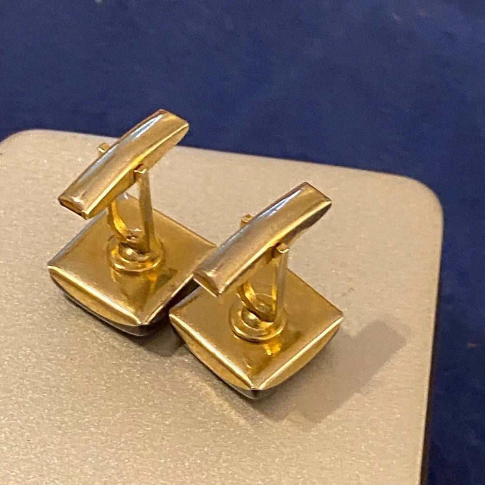 Sophisticated Vintage Gold and Red Cufflinks